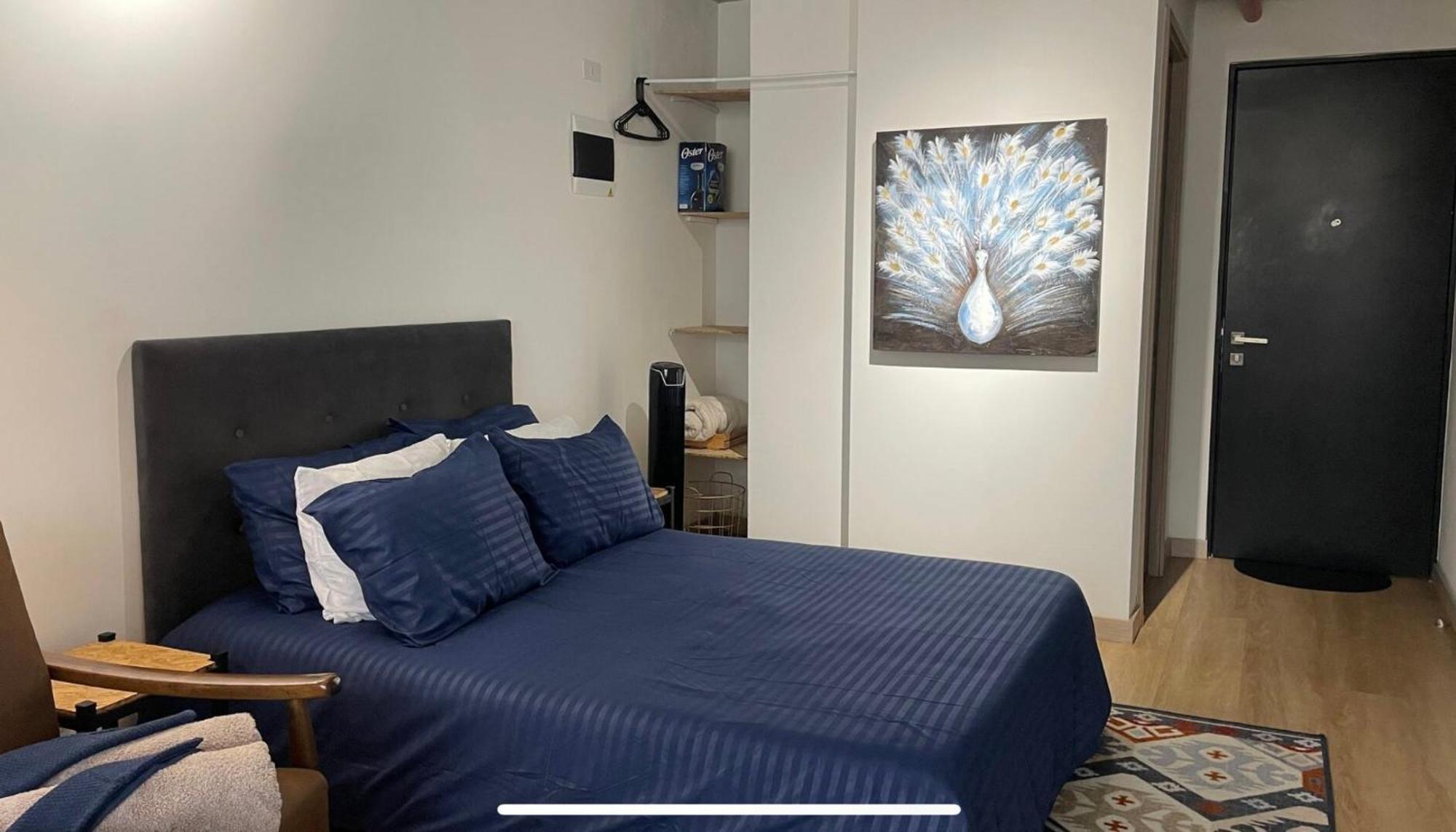 Loft - Patio Privado - Primer Parque Laureles Apartment *